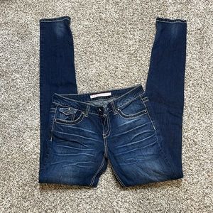 Very cute dark skinny Jean